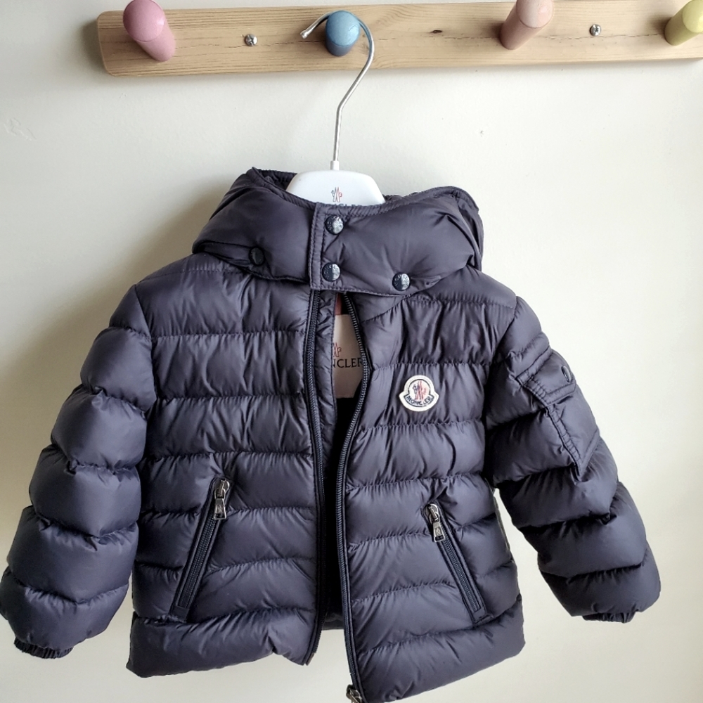 🥰Sold out Authentic Moncler enfant 12/18